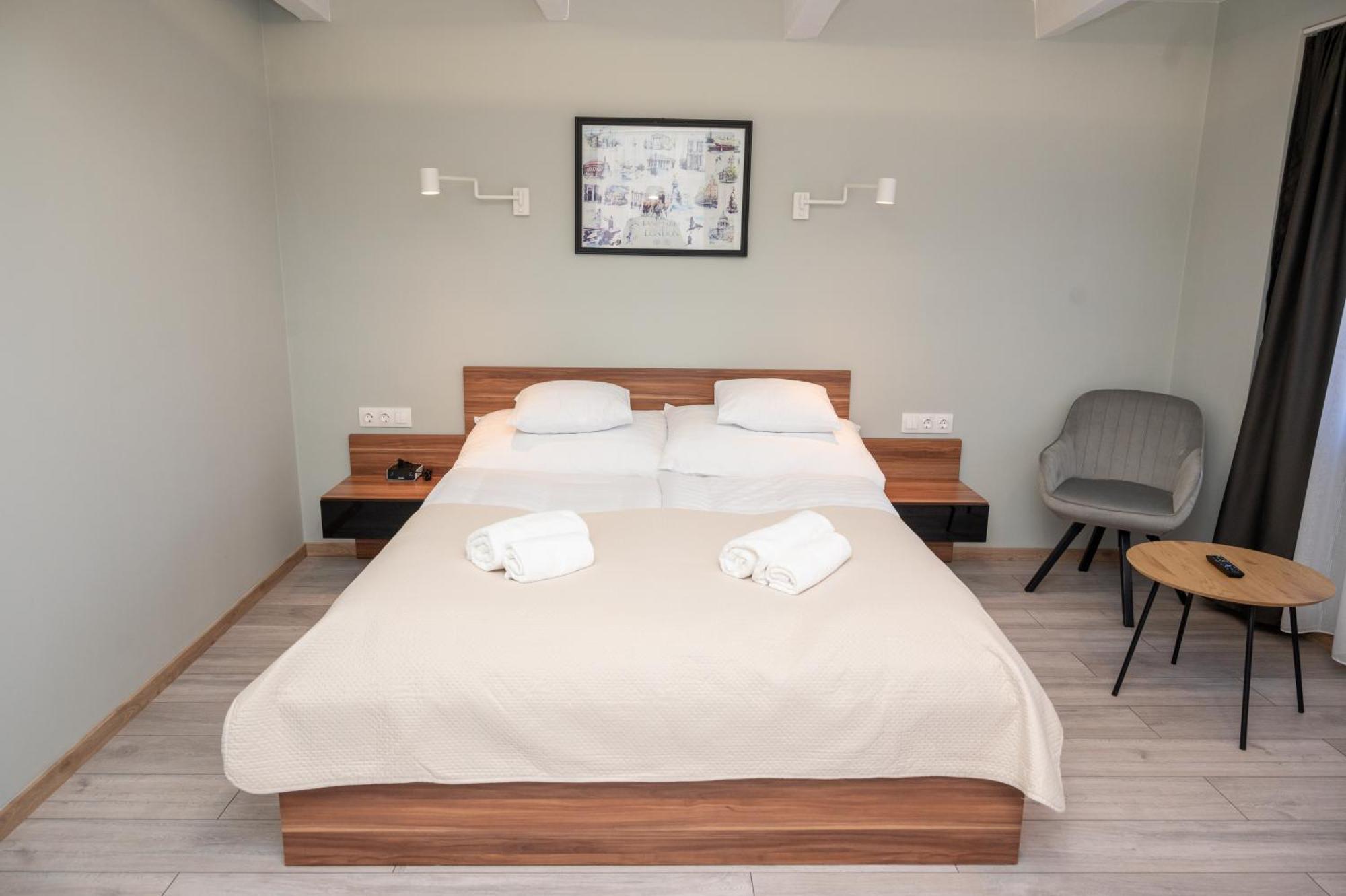 Tuenderkert Apartman ยูลา ภายนอก รูปภาพ